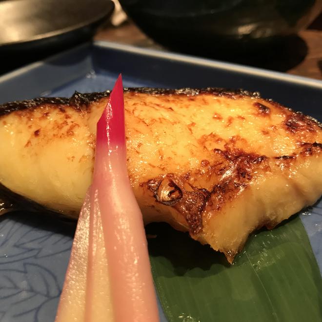 おばんざい　酒　ワイン　うさぎ