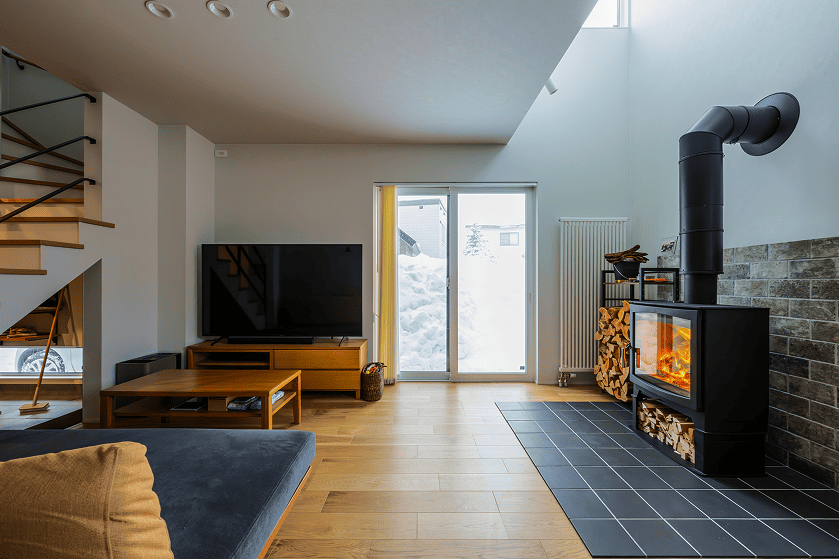 愛犬と楽しく暮らす薪ストーブの家