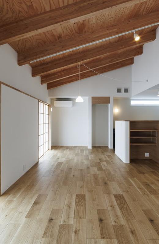 竹内建設の施工事例 静寂をまとう、和モダンな平屋