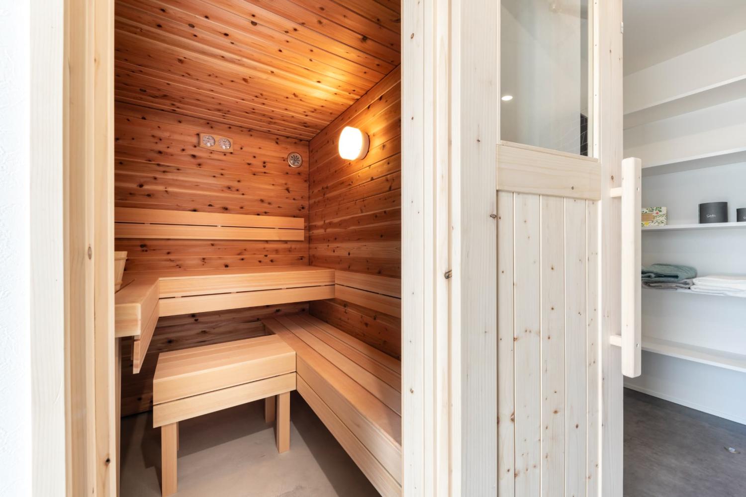 完全造作のこだわりが詰まったサウナルームのある家