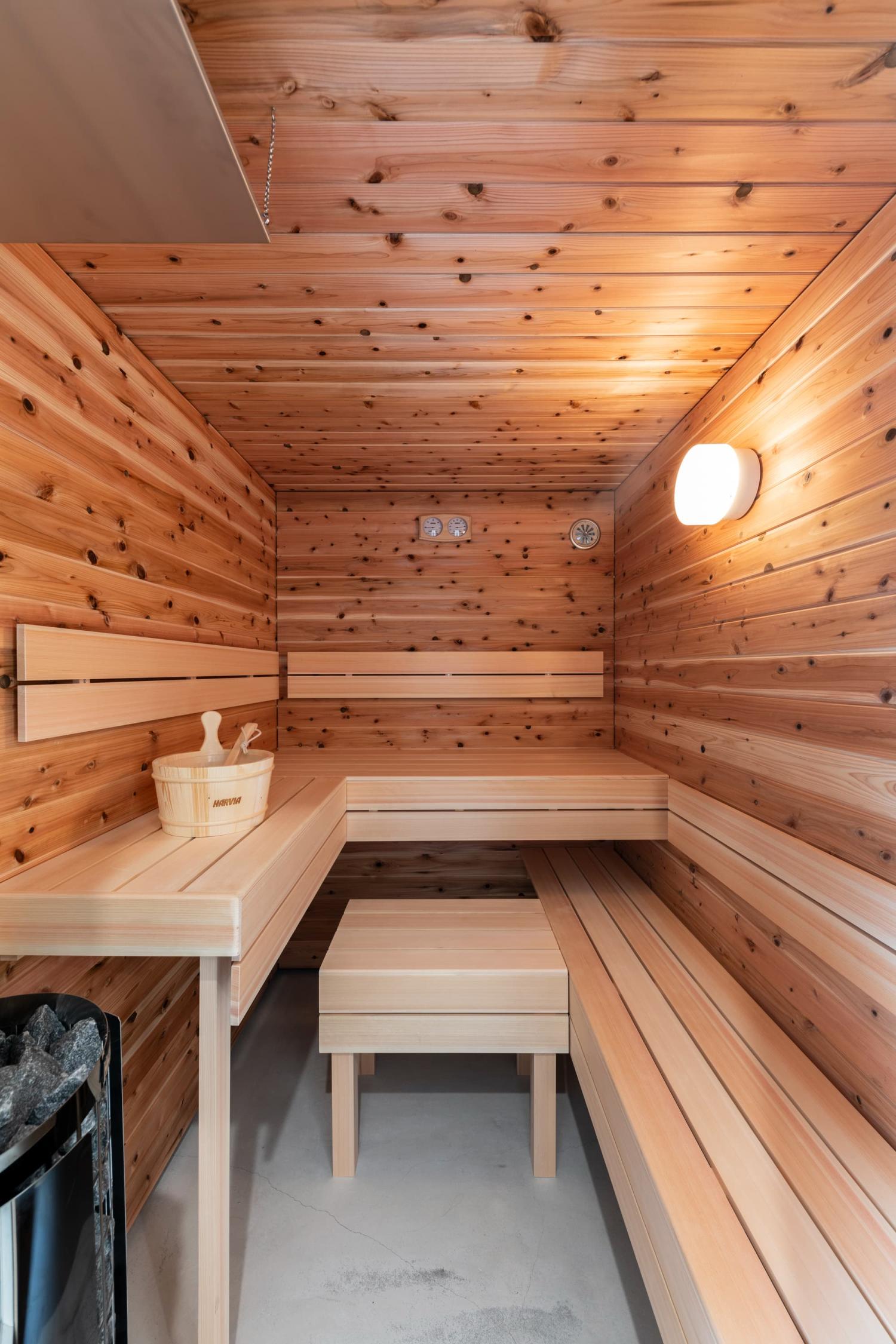 家族3〜4人で共有しやすい注文住宅のサウナルーム