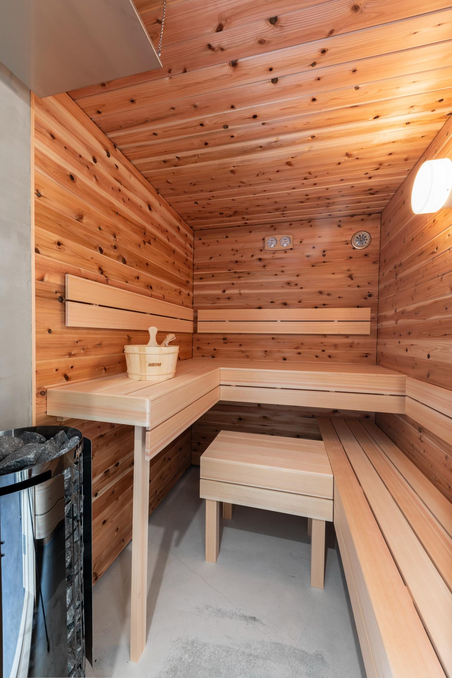 ロウリュができる注文住宅のサウナルーム