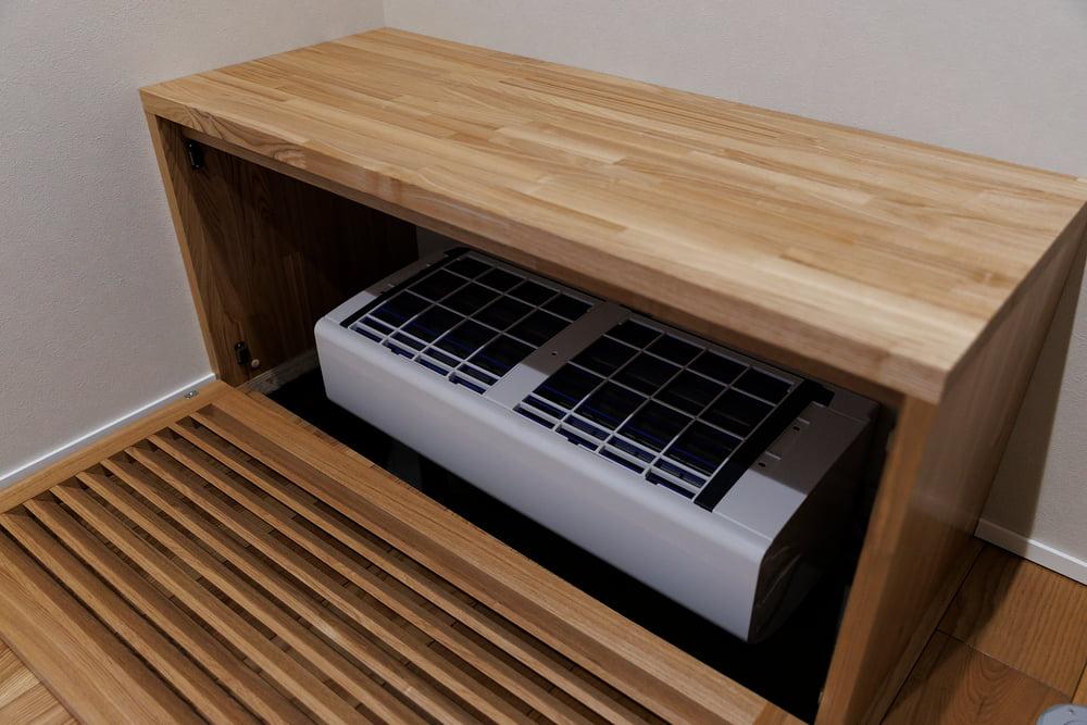 高効率な換気システムと太陽光発電システムの導入例