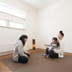 1階の和室はコンパクトに。独立した空間でゲストルームとしても重宝します。