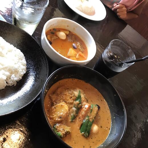 お気に入りの食パン＆昔から好きなスープカレー♪