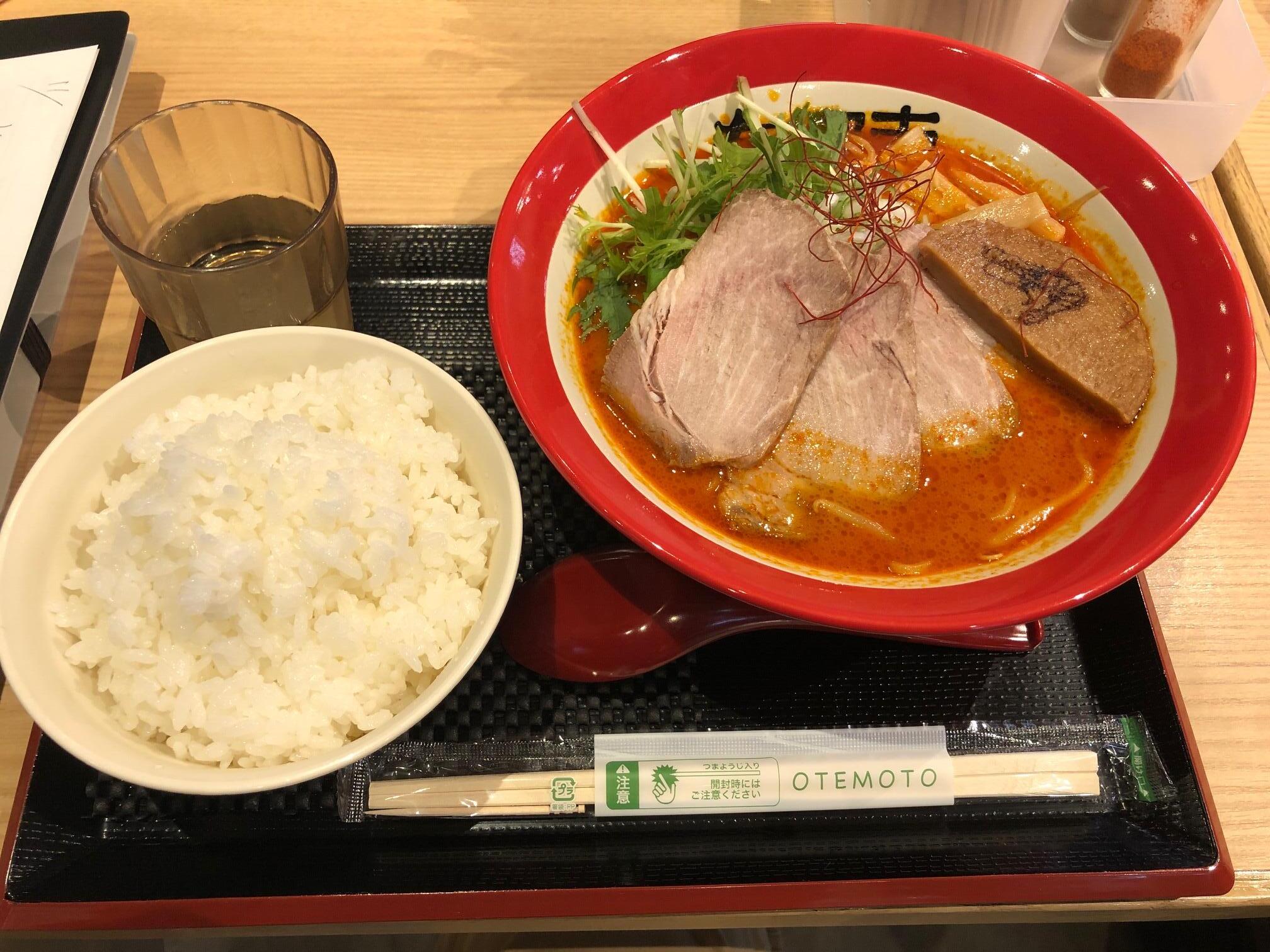 ﾗｰﾒﾝ+ごはん.JPG